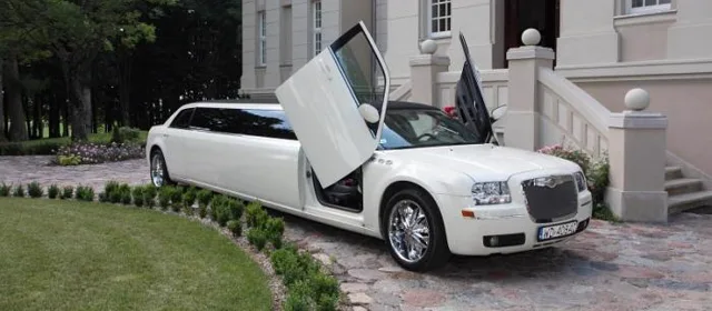 Chrysler "Baby Bentley"